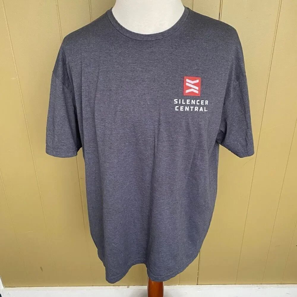 Gildan men 2XL soft style 100% cotton short sleeve Crewneck t-shirt